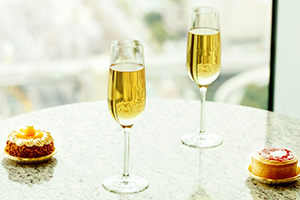 スイーツとお酒でリラックス♪