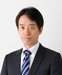 内田　直克 氏