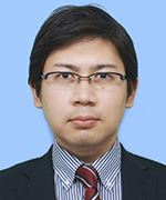 前川 圭史 氏